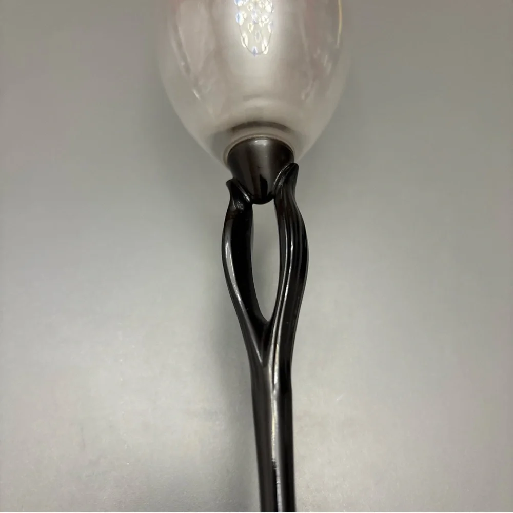 Mikasa TUSCAN Champaign Flutes Tulip Leaf Open Stem 1 Black & 1 Frosted Clear